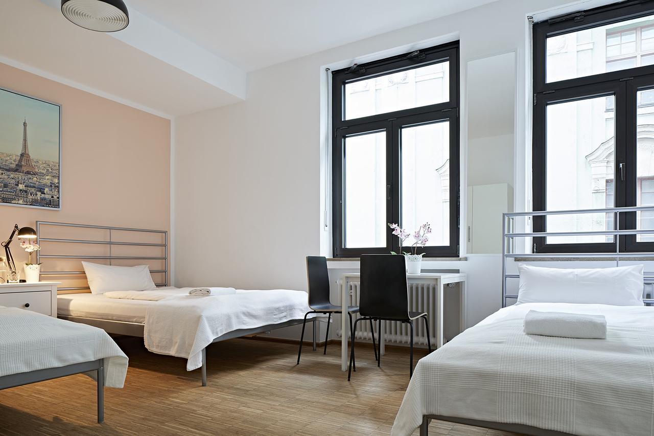 Nonstop Hotel Augsburg - Ubernacht - Hostelhotelhome Exterior foto