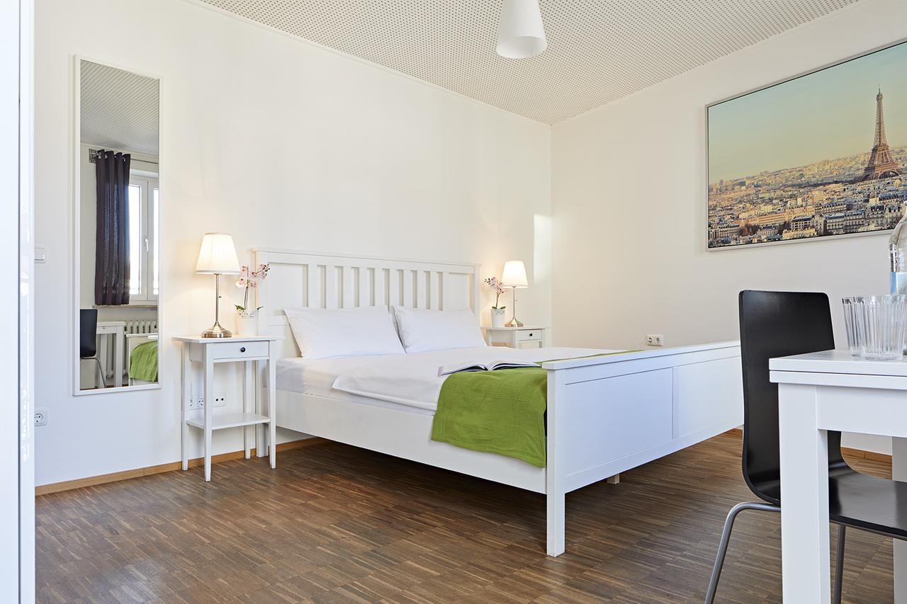 Nonstop Hotel Augsburg - Ubernacht - Hostelhotelhome Exterior foto